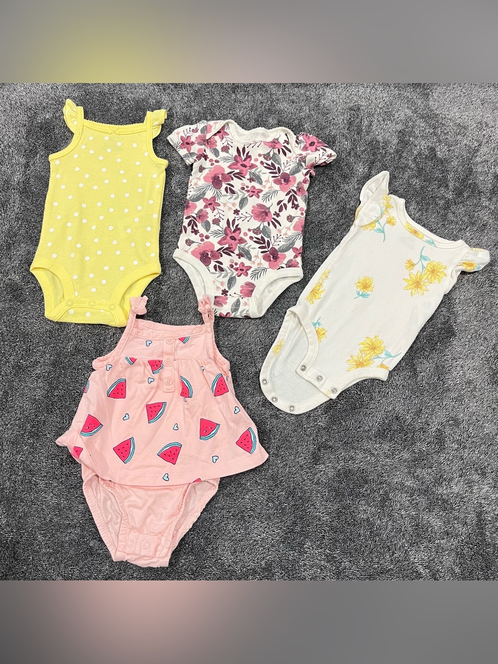 Bundle clothes for baby girls size 3M